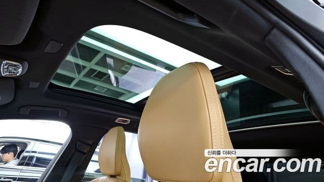 Volvo XC60 2021 — Şəkil 19/20