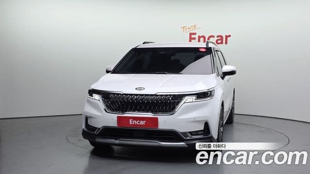 Kia Carnival 2021 — ფოტო 3/20