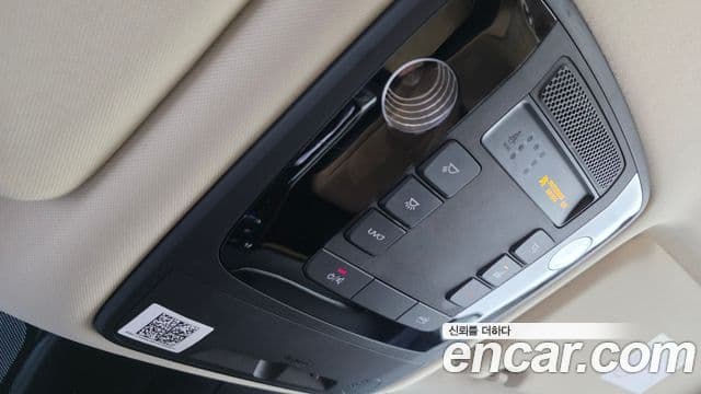 Kia Carnival 2021 — ფოტო 14/20