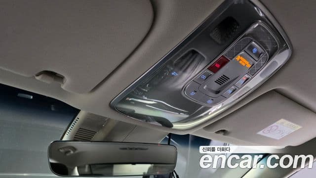 Genesis Electrified G80 2022 — Şəkil 18/20