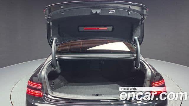 Genesis Electrified G80 2022 — Şəkil 20/20