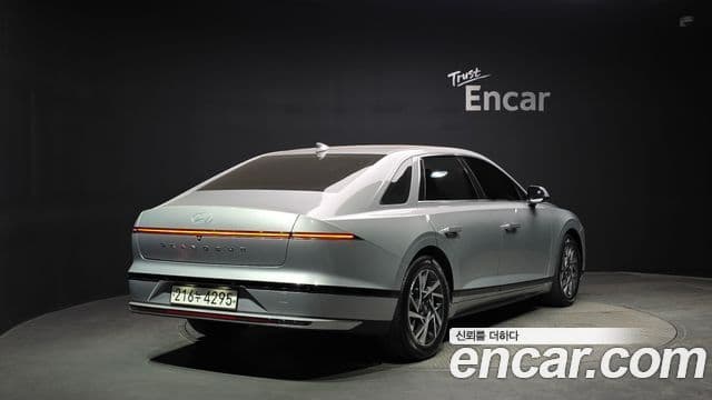 Hyundai Grandeur Hybrid 2024 — ფოტო 3/20