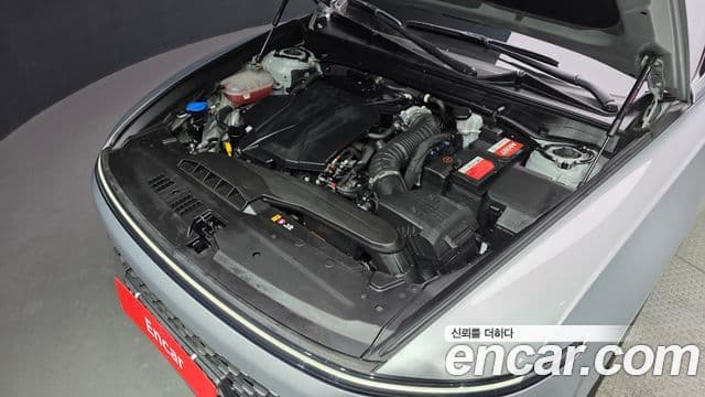 Hyundai Grandeur Hybrid 2024 — ფოტო 15/20