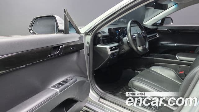 Hyundai Grandeur Hybrid 2024 — ფოტო 9/20