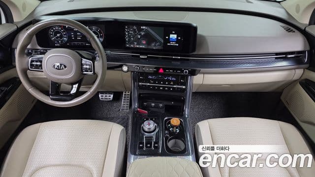Kia Carnival 2021 — Фото 7/20