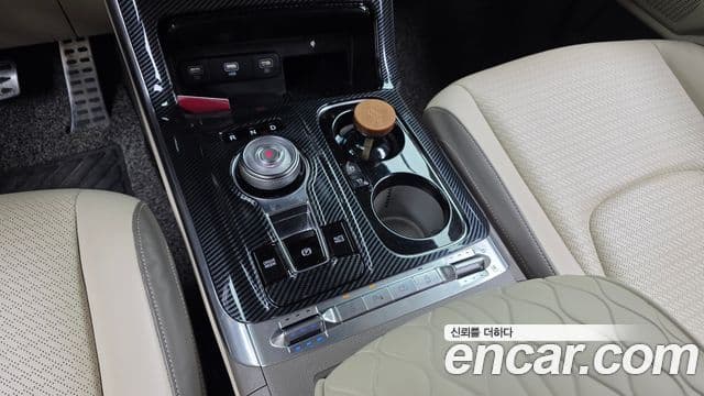Kia Carnival 2021 — Фото 9/20