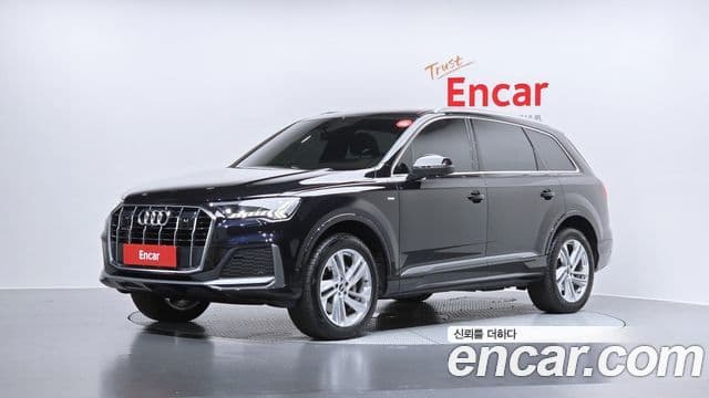 Audi Q7 2021 — ფოტო 9/20