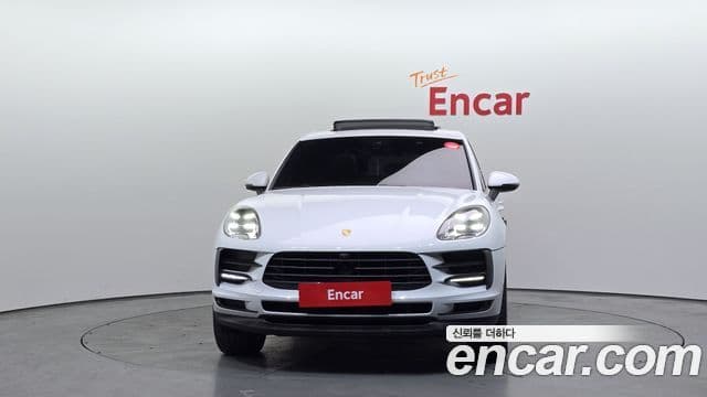 Porsche Macan 2019 — ფოტო 3/20