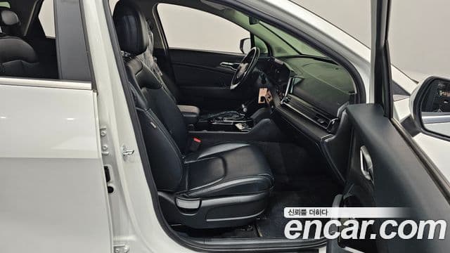 Kia Sportage 2022 — ფოტო 11/20
