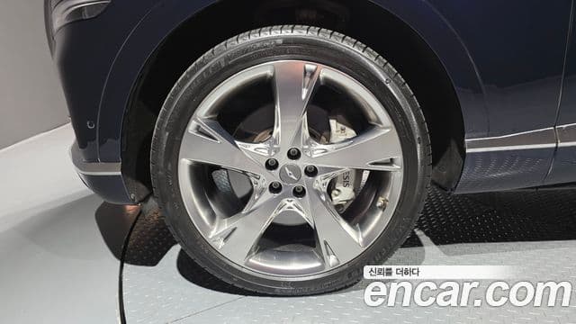 Genesis GV80 2023 — ფოტო 4/20
