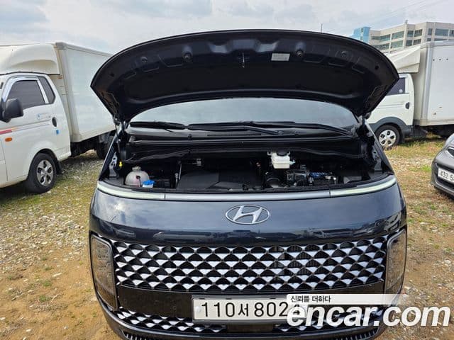 Hyundai Staria 2021 — ფოტო 5/19