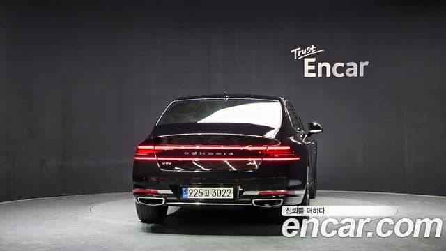 Genesis G90 2022 — ფოტო 4/20