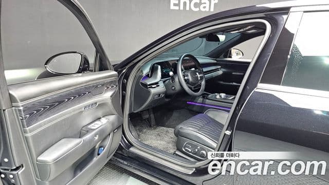 Genesis G90 2022 — ფოტო 10/20