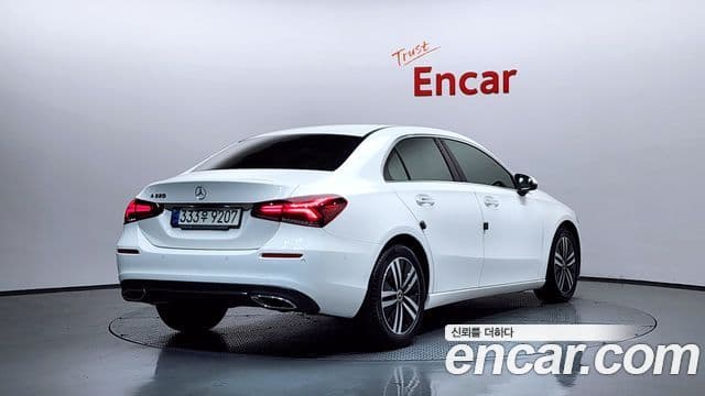Mercedes-Benz A-Class 2021 — ფოტო 2/20