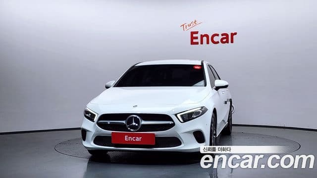 Mercedes-Benz A-Class 2021 — ფოტო 3/20