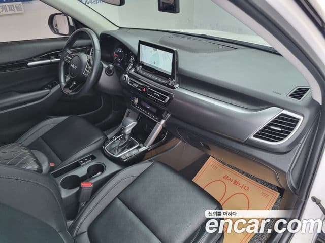 Kia Seltos 2022 — Şəkil 10/20