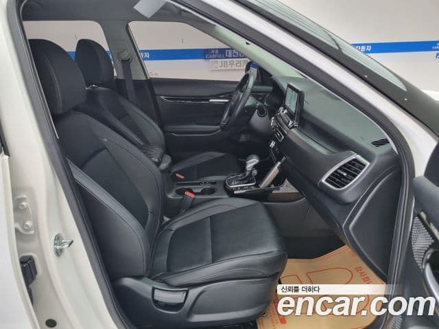 Kia Seltos 2022 — Şəkil 12/20