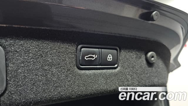 Genesis G70 2019 — фото 17 из 20