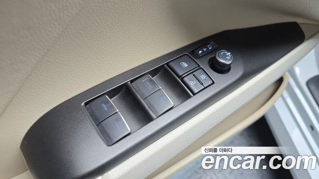 Toyota Camry 2023 — Şəkil 4/20