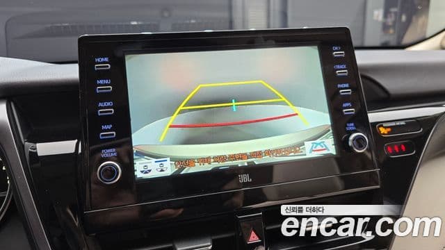 Toyota Camry 2023 — Şəkil 19/20