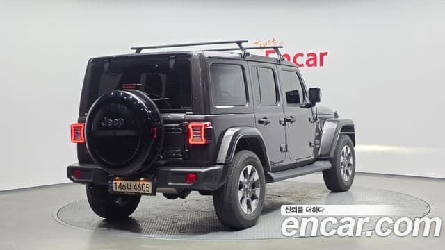 Jeep Wrangler 2021 — ფოტო 2/20