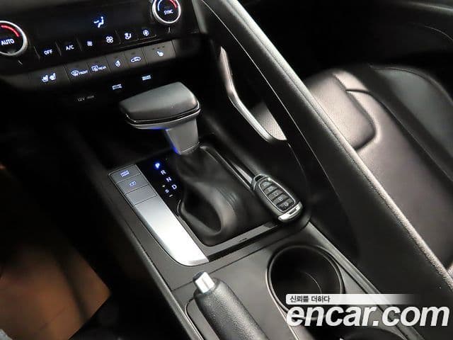 Hyundai Avante 2022 — Фото 8/20