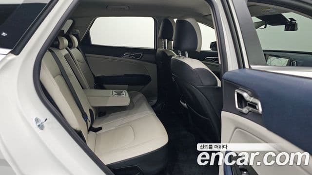 Kia Sportage 2022 — Фото 12/20
