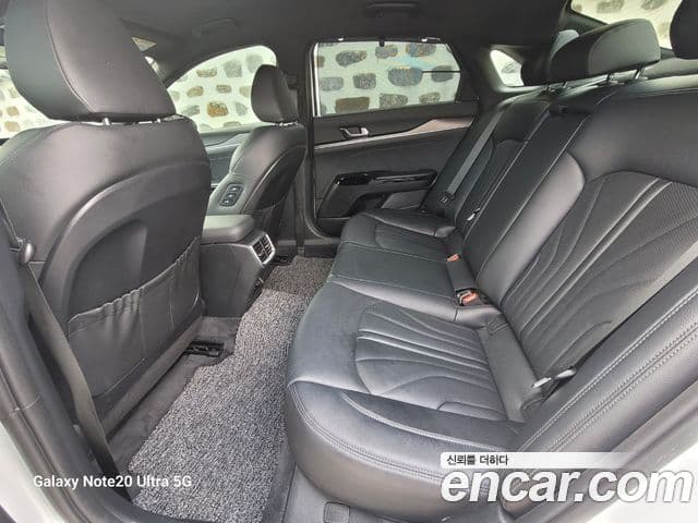 Kia K5 2023 — ფოტო 8/20
