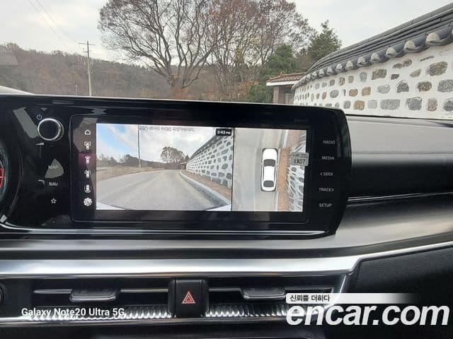 Kia K5 2023 — ფოტო 16/20