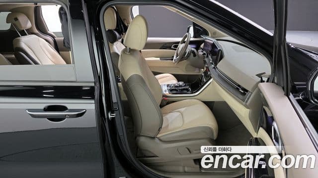 Kia Carnival 2023 — Фото 12/20