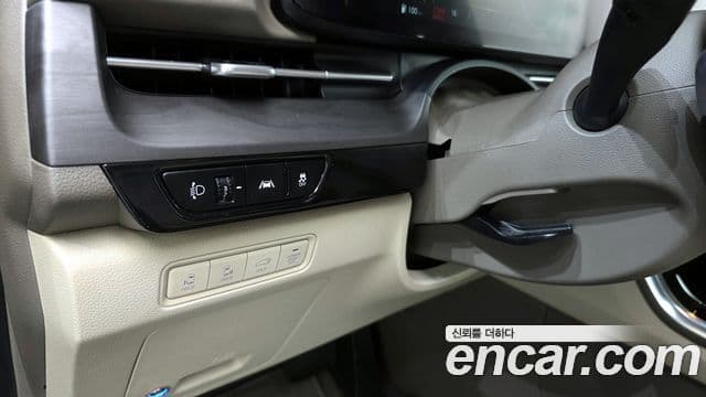 Kia Carnival 2023 — Фото 14/20