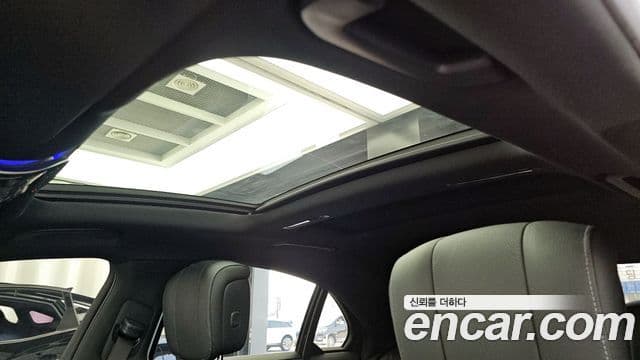Mercedes-Benz S-Class 2021 — ფოტო 18/20
