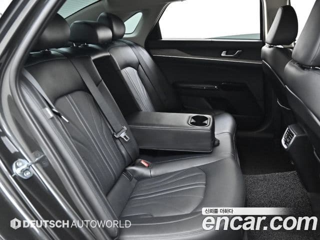 Kia K5 2021 — ფოტო 11/20