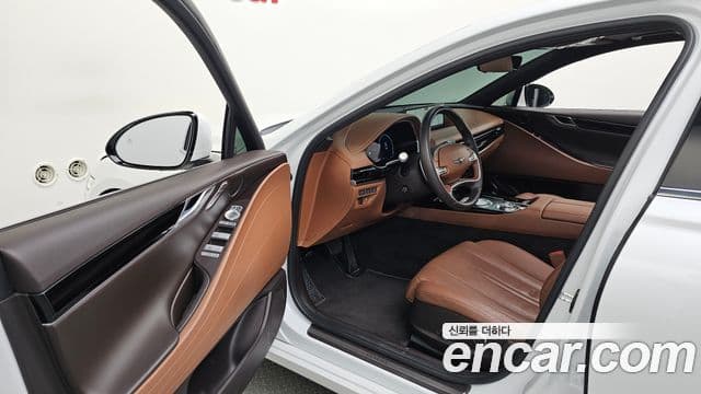 Genesis Electrified G80 2022 — ფოტო 10/20
