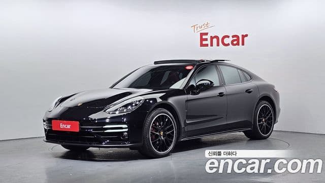 Porsche Panamera 2022 — Photo 9/20