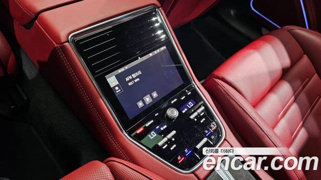 Porsche Panamera 2022 — Photo 7/20