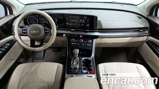 Kia Carnival 2022 — Фото 7/20