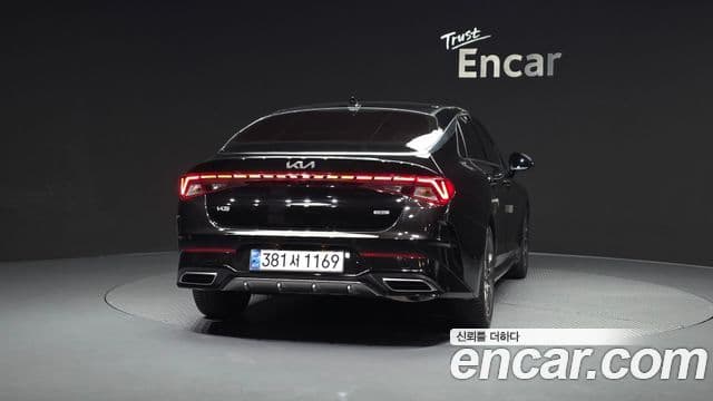 Kia K5 2023 — ფოტო 4/20
