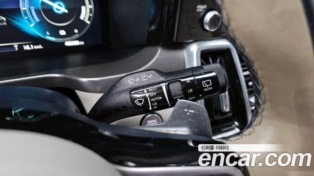 Kia Sorento 2022 — фото 18 из 20
