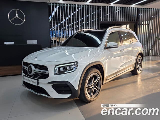 Mercedes-Benz GLB-Class 2022 — ფოტო 9/20