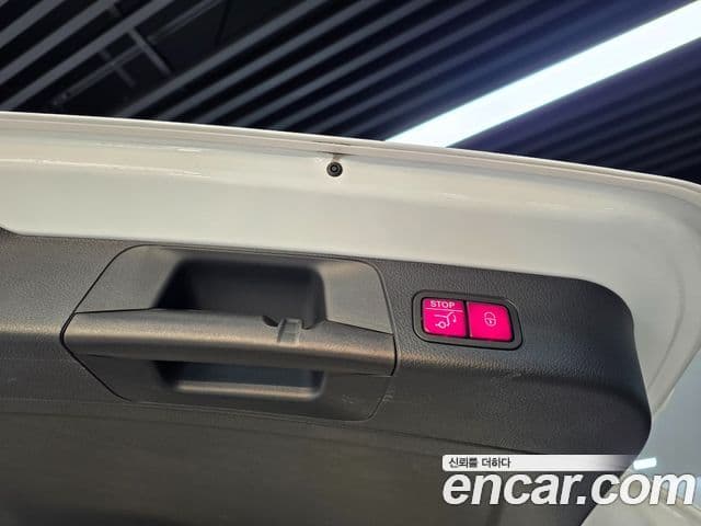 Mercedes-Benz GLB-Class 2022 — ფოტო 19/20