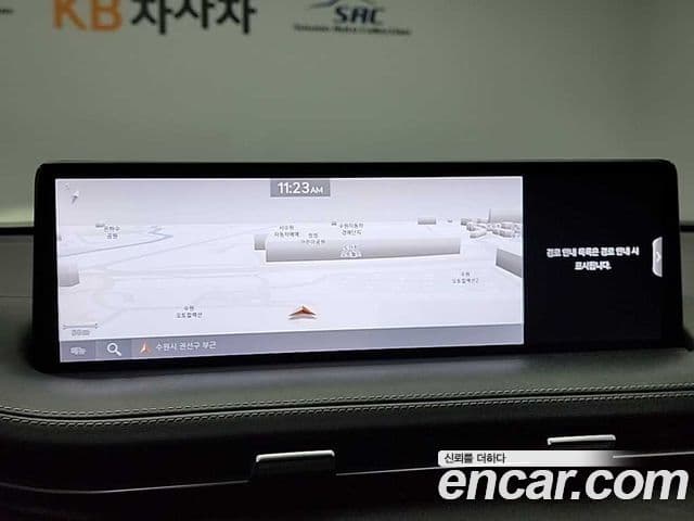 Genesis GV70 2022 — ფოტო 14/18