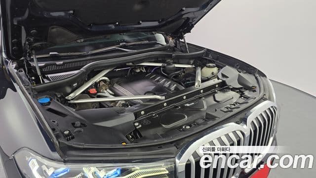 BMW X7 2020 — Photo 3/20