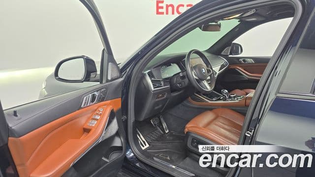 BMW X7 2020 — Photo 10/20