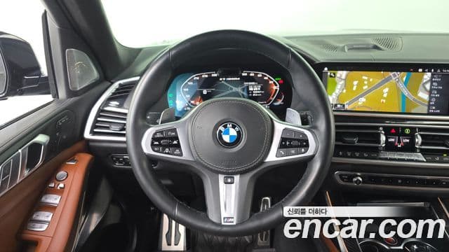 BMW X7 2020 — Photo 11/20