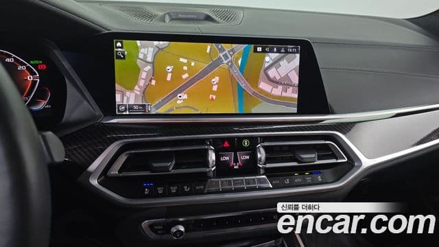 BMW X7 2020 — Photo 16/20