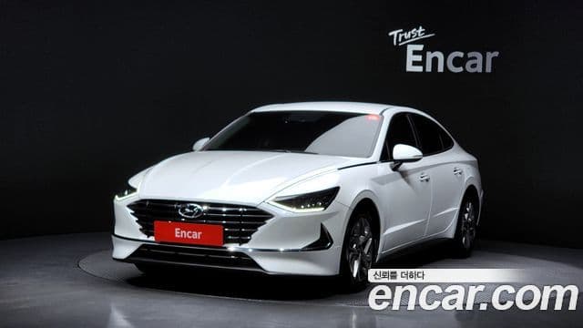 Hyundai Sonata 2020 — Фото 1/20