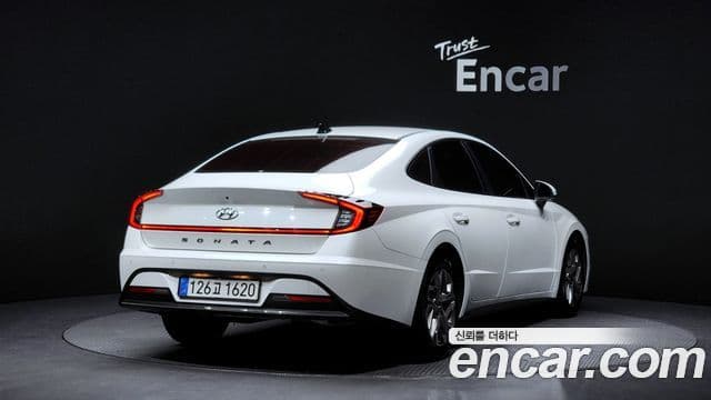 Hyundai Sonata 2020 — Фото 2/20