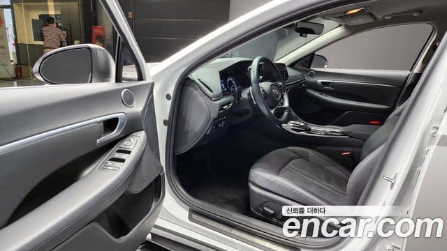 Hyundai Sonata 2020 — Фото 11/20
