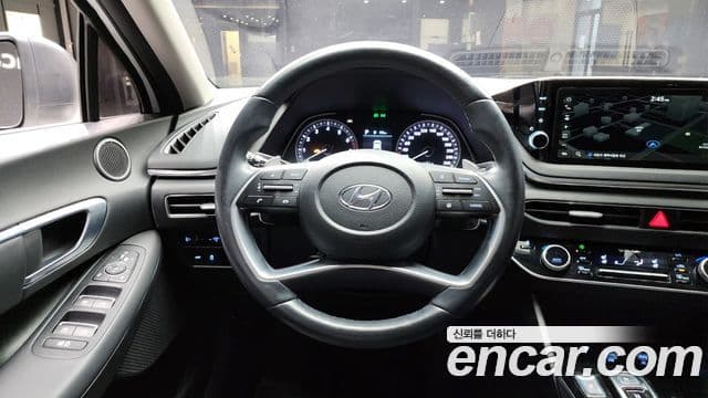 Hyundai Sonata 2020 — Фото 14/20